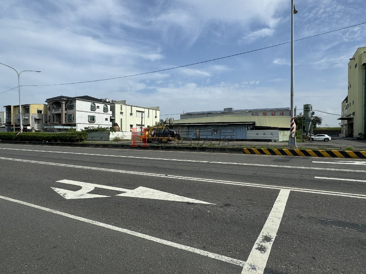 🚛【湖內中山路黃金工業地】三角窗、物流/廠房首選!