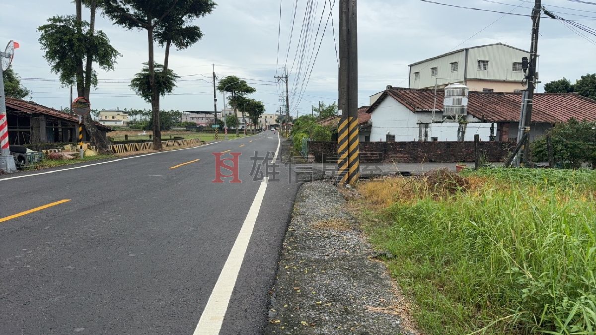 美濃中壇臨大路農地