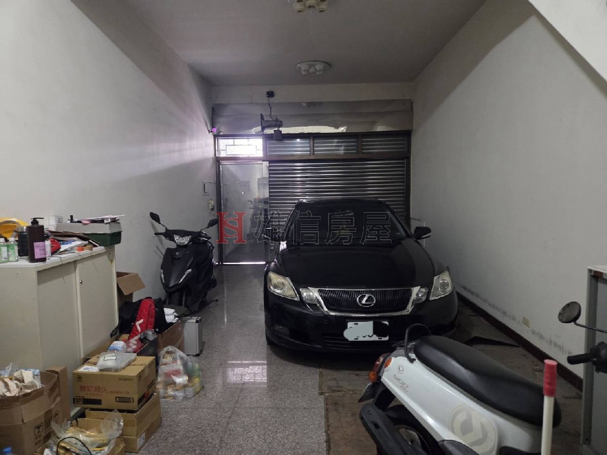 澄觀路上|住商透天|近仁雄商圈|近澄清湖生活圈  