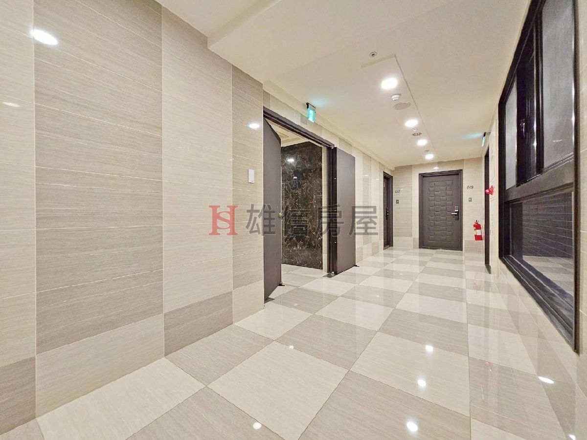 左營高鐵| 高樓層|採光通風佳|輕屋齡2房|HS雄信房屋 左營高鐵| 高樓層|採光通風佳|輕屋齡2房