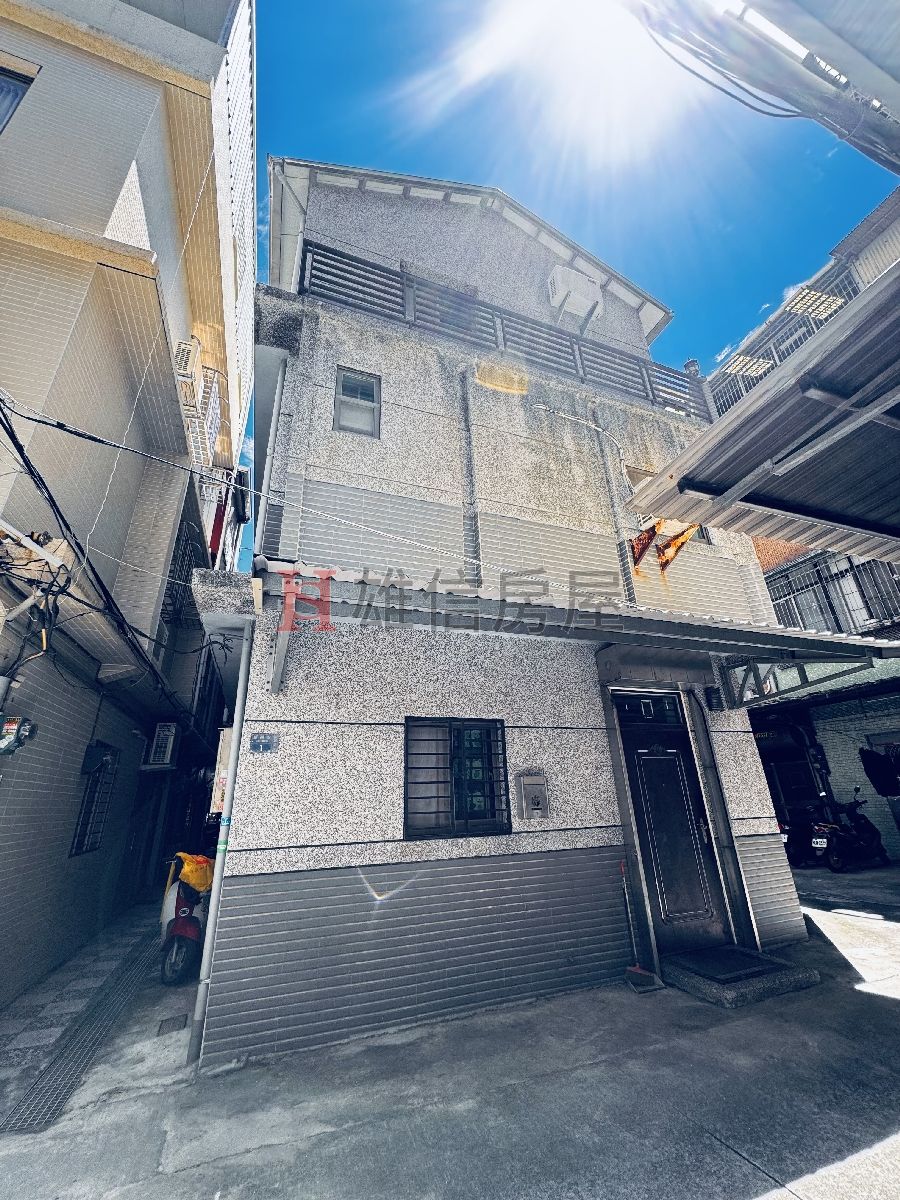 鹽埕區新興街四套房透天
