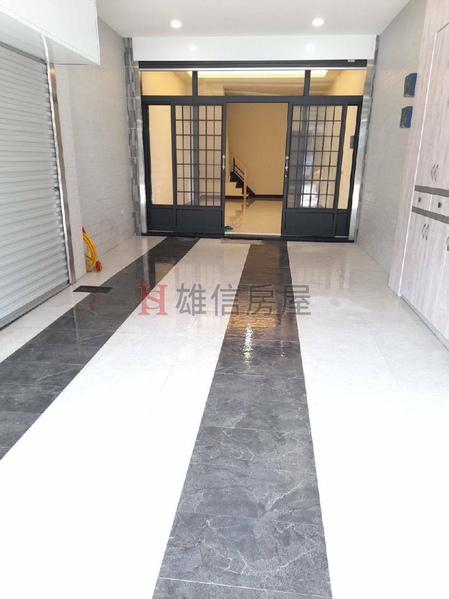 湖內四樓店住雙車庫